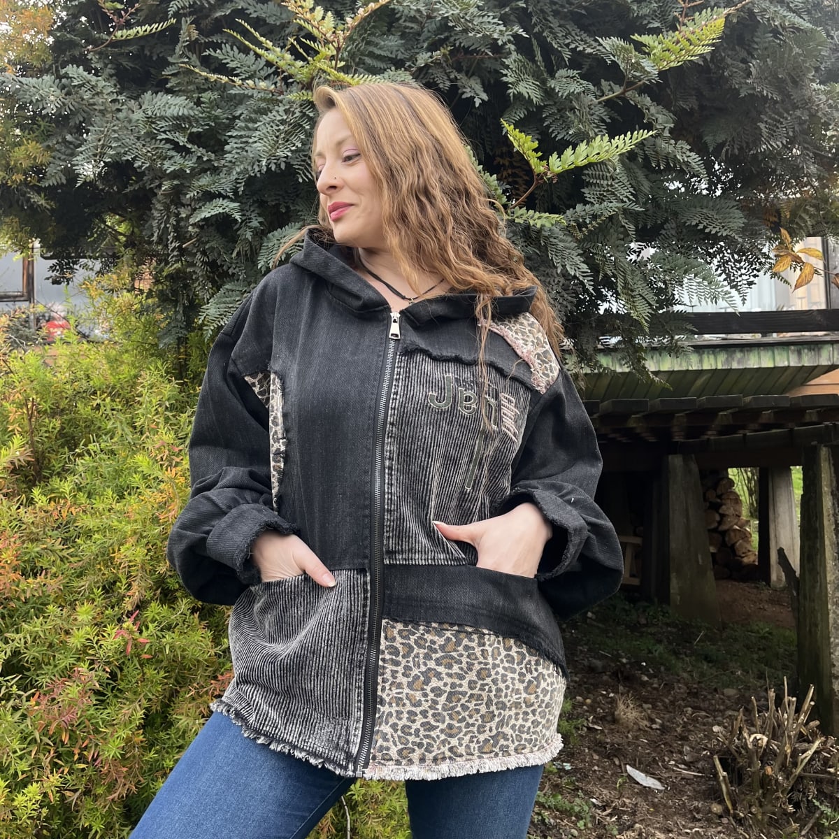 Chaqueta patchwork negro animal print2