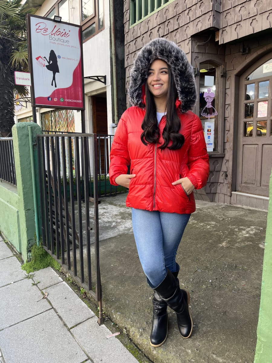 Parka WADOS roja con capucha piel desmontable3