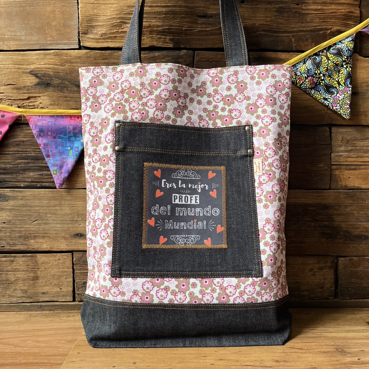 Tote Bag Eres la mejor Profe del mundo blanco florecitas1