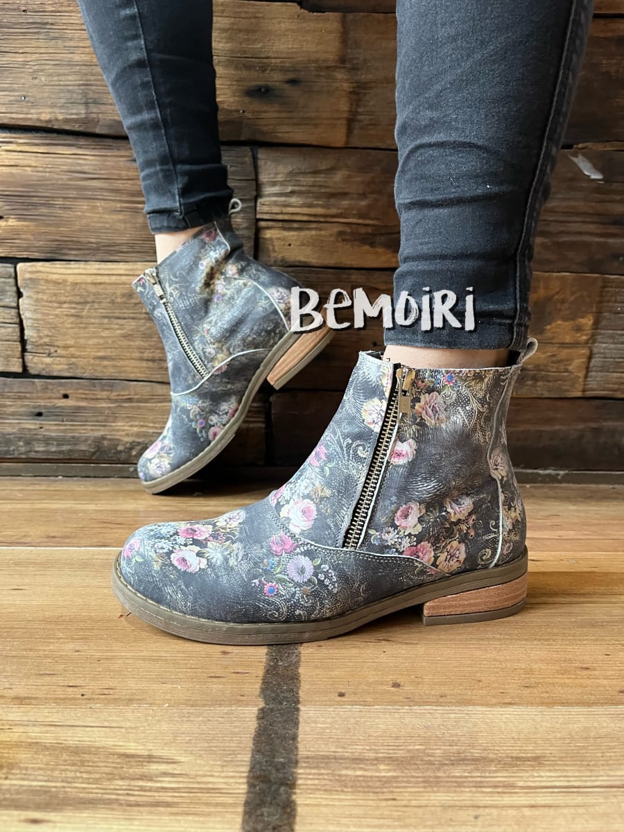 Botín cuero DC gris azulado floral3