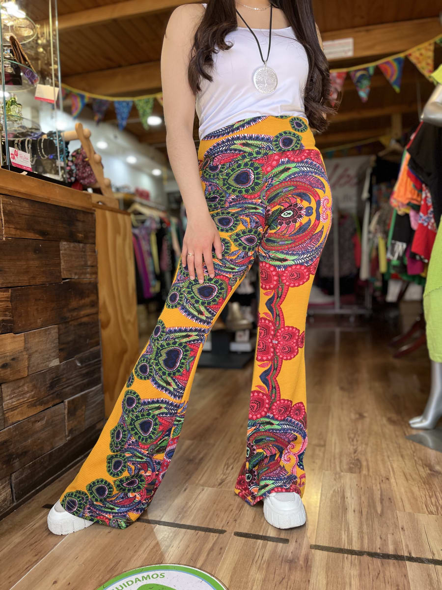 Calza flare sofia mostaza estampado mandala2