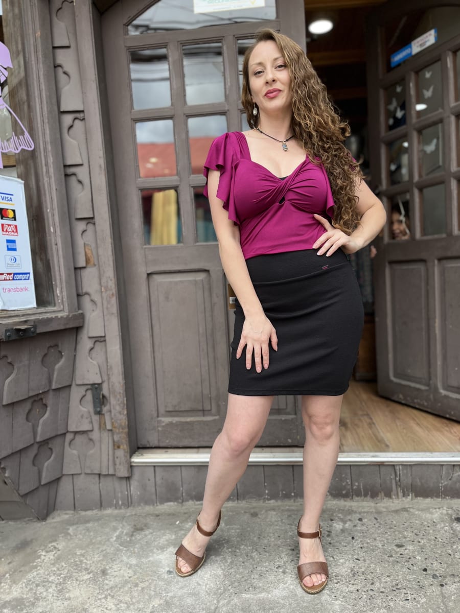 Crop top lycra dupontt magenta manga vuelito3