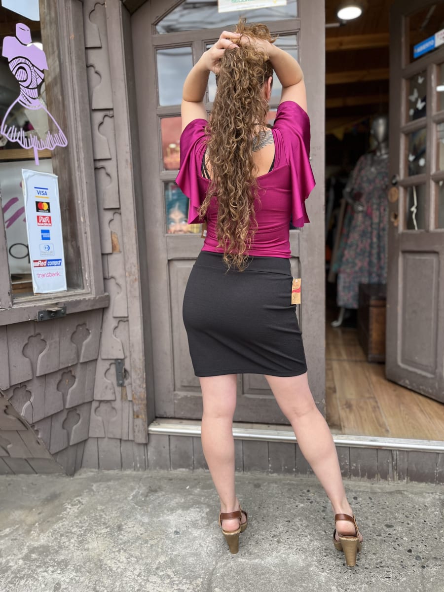 Crop top lycra dupontt magenta manga vuelito2