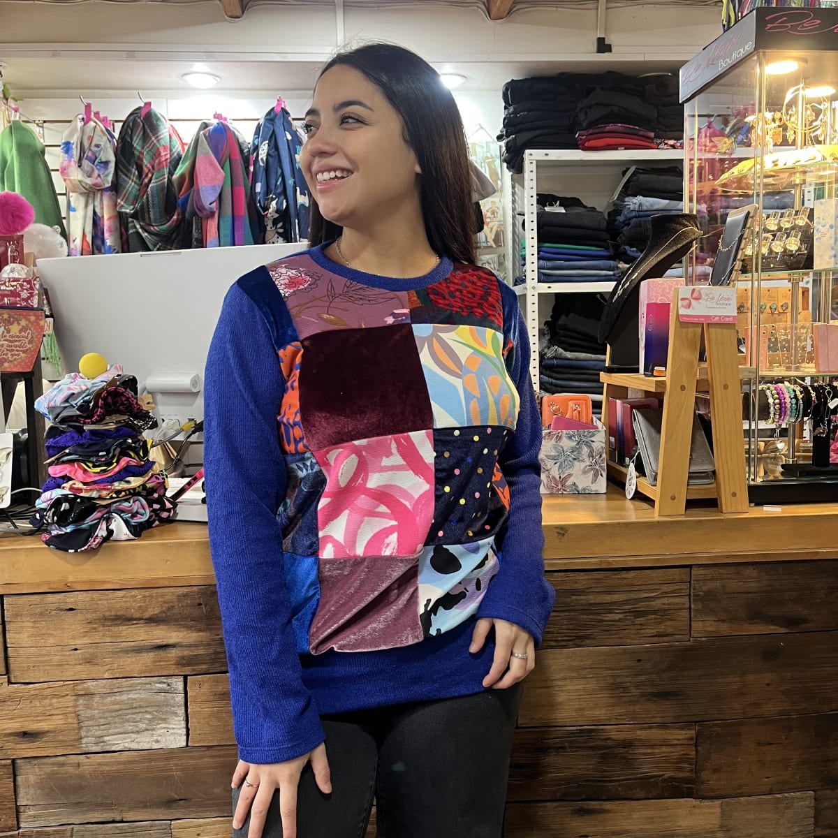 Poleron patchwork lanilla azul rey1