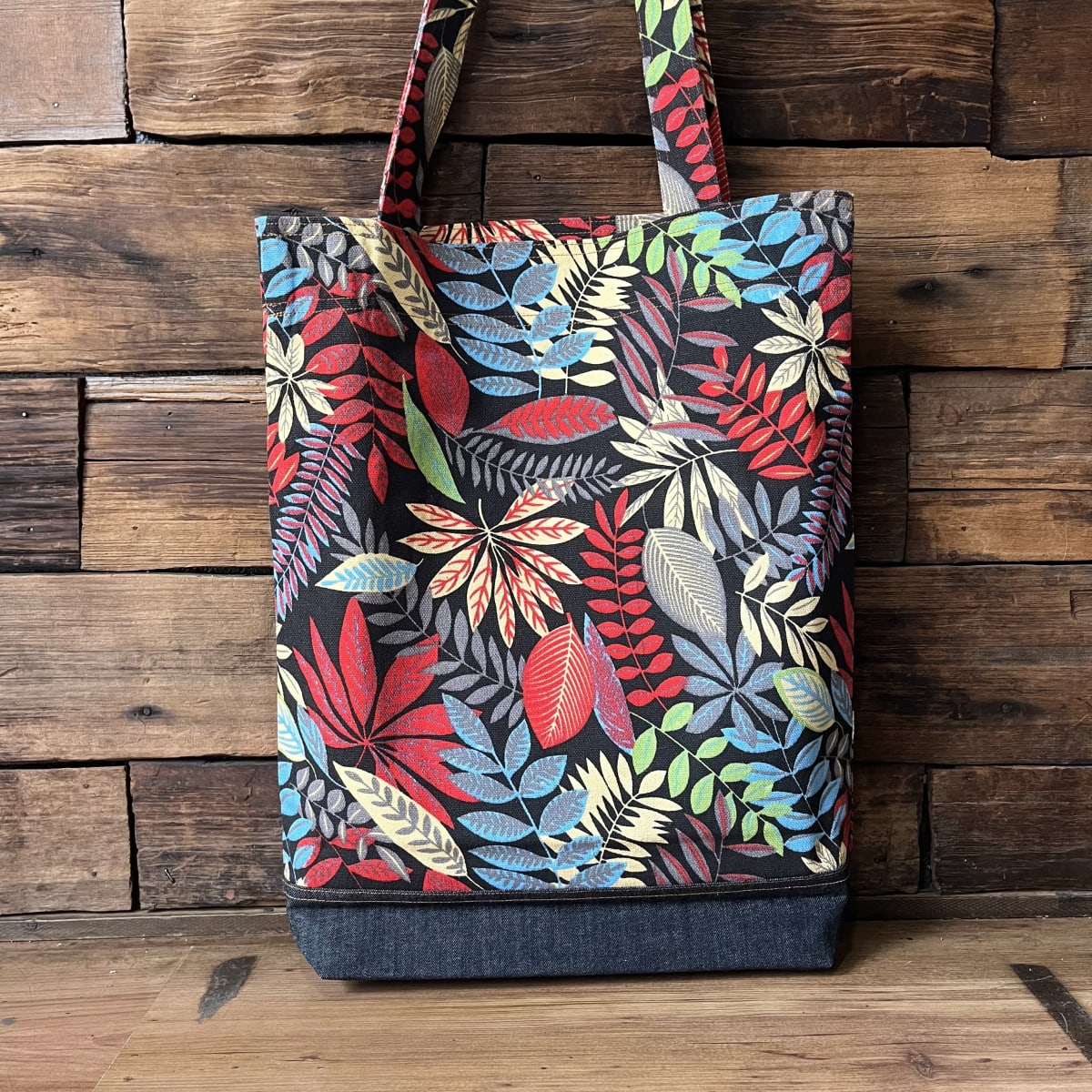 Tote Bag Donde el alma sonria ahi es hojas rojas2