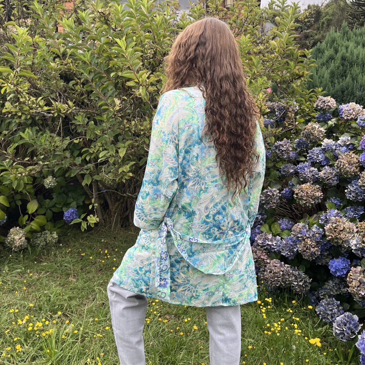 Kimono India seda con lazo y bolsillos turquesa verdes3