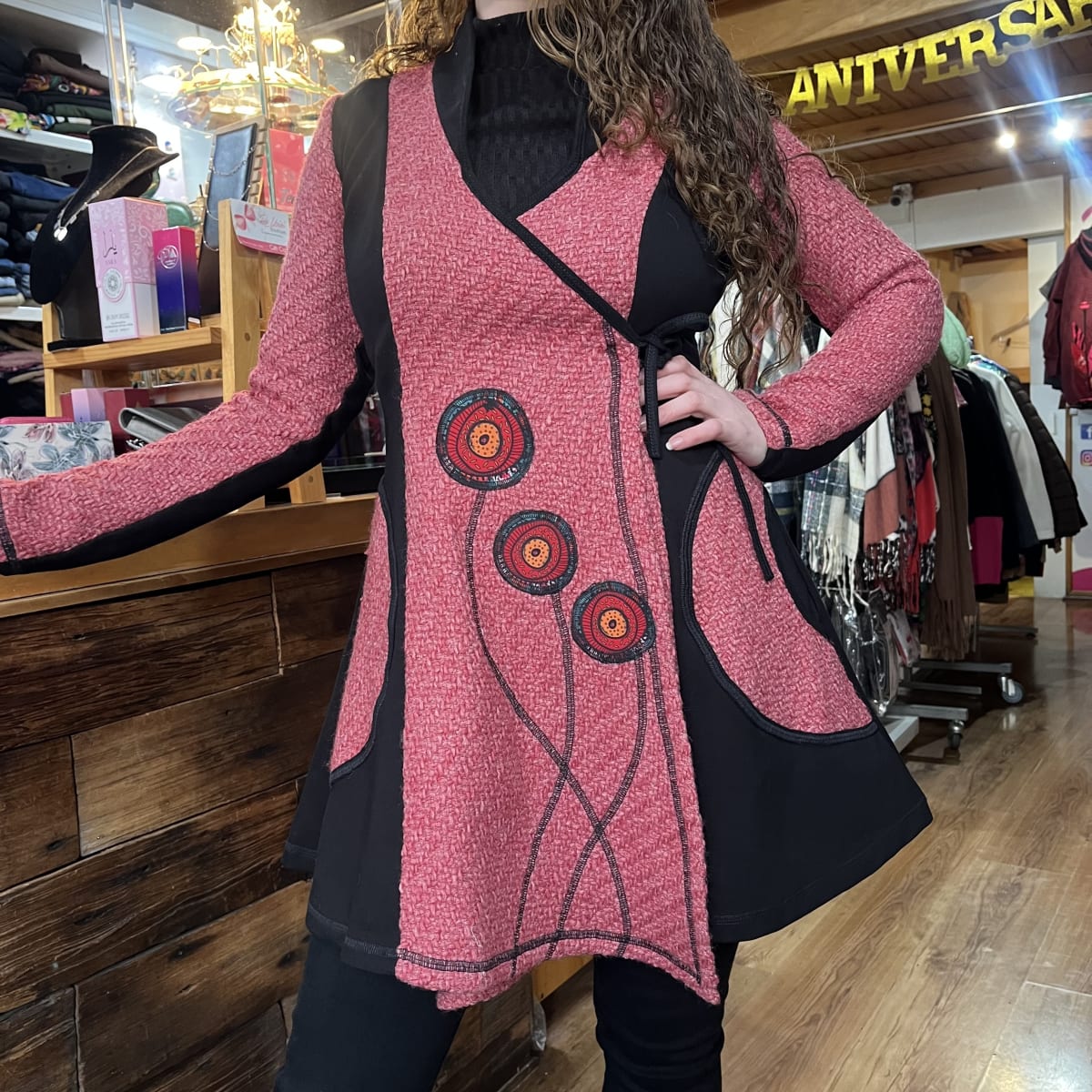 Abrigo Kisu doble cruce coral negro3