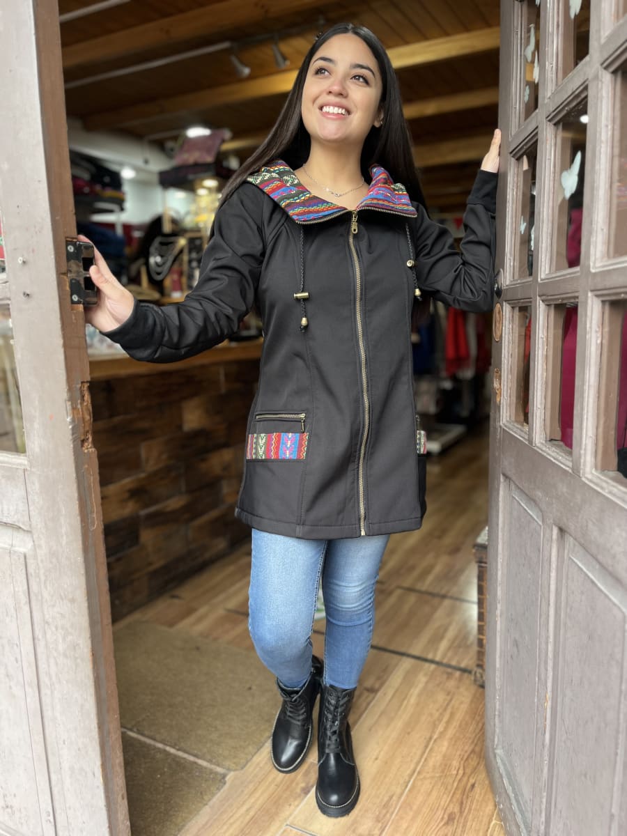 Abrigo softshell negro aguayo impermeable y termico4