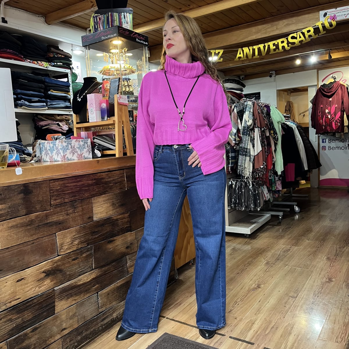 Sueter lana magenta crop con cuello tortuga3