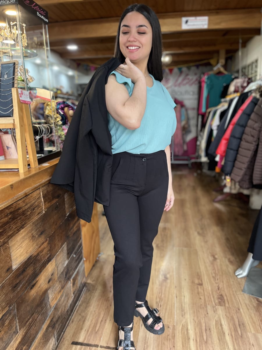 Pantalon con pinzas pitillo algodón negro4