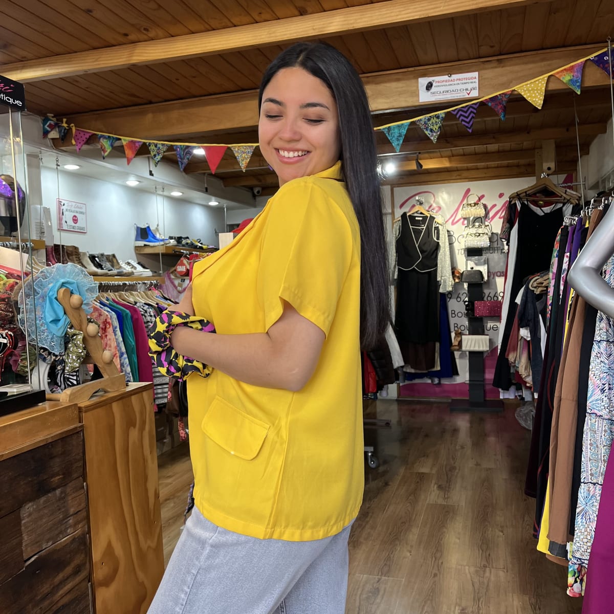 Blazer amarillo manga corta4