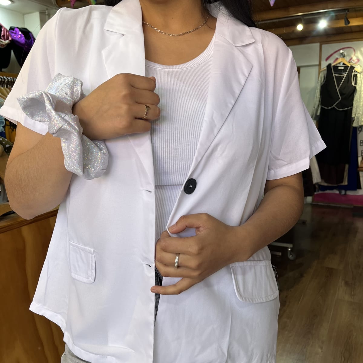 Blazer blanco manga corta2