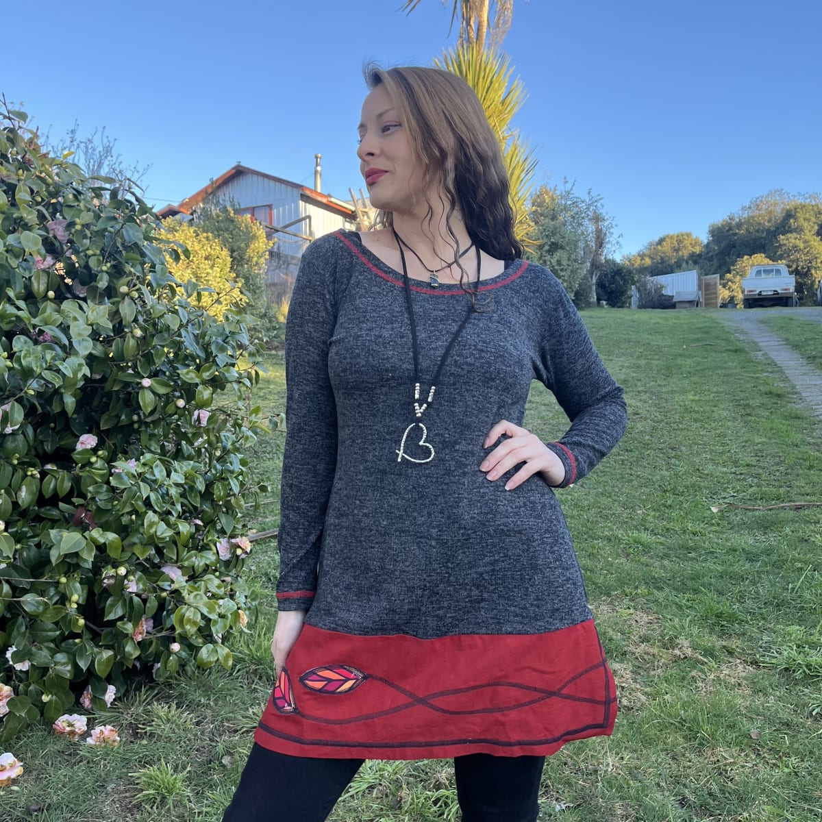 Bluson Kisu kurta lanilla marengo franja lino rojo2