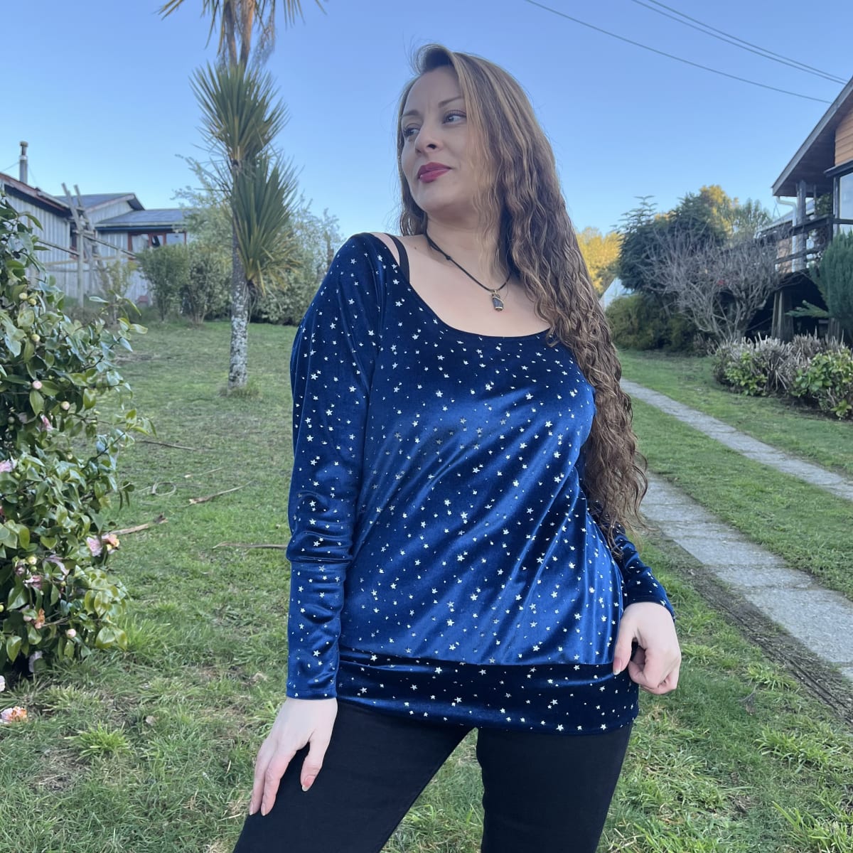 Poleron Mariela velvet azul estrellas1