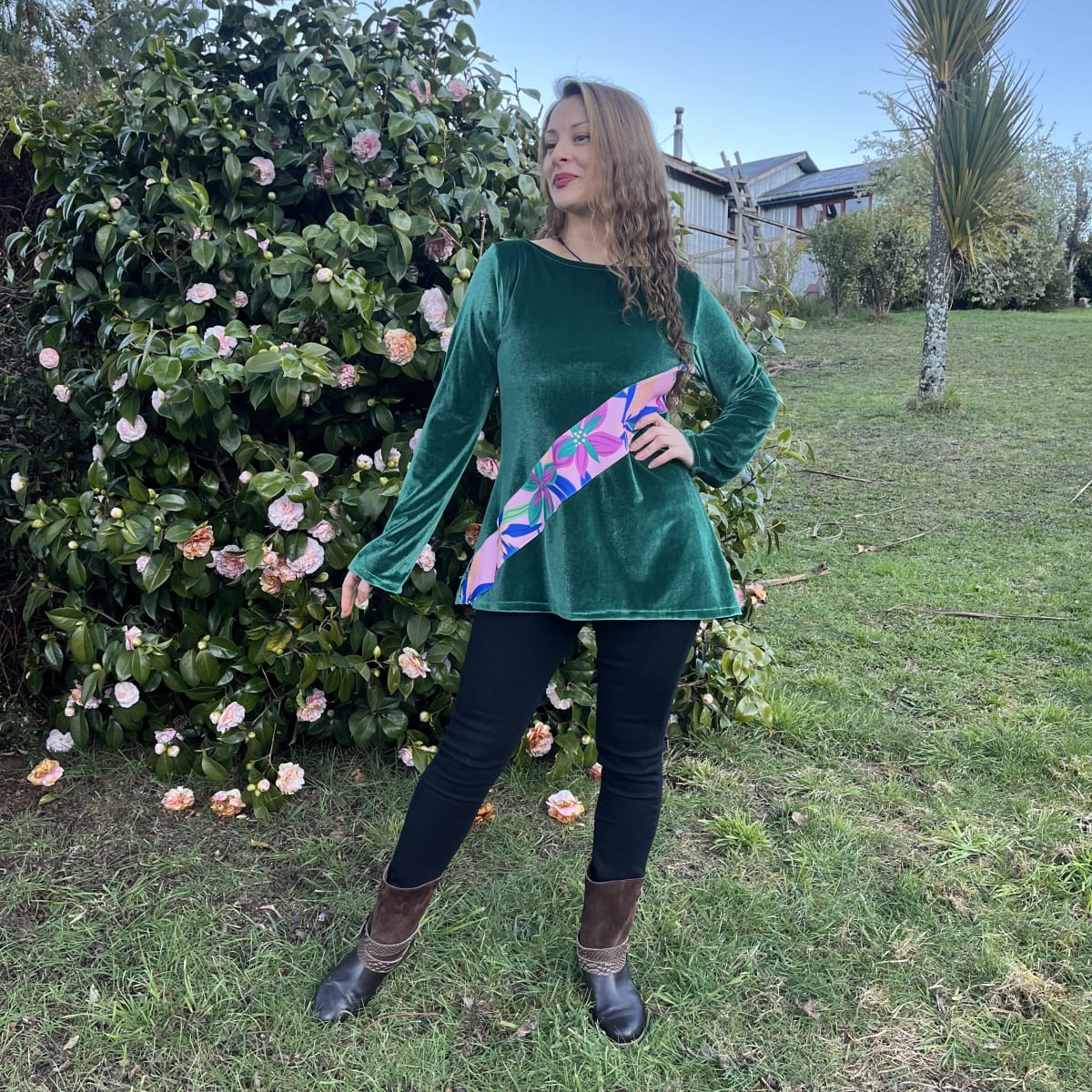 Poleron campana verde franja floral lila3