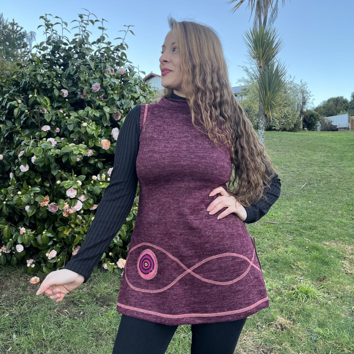 Minivestido Aylen burdeo jaspeado rojo sin mangas2