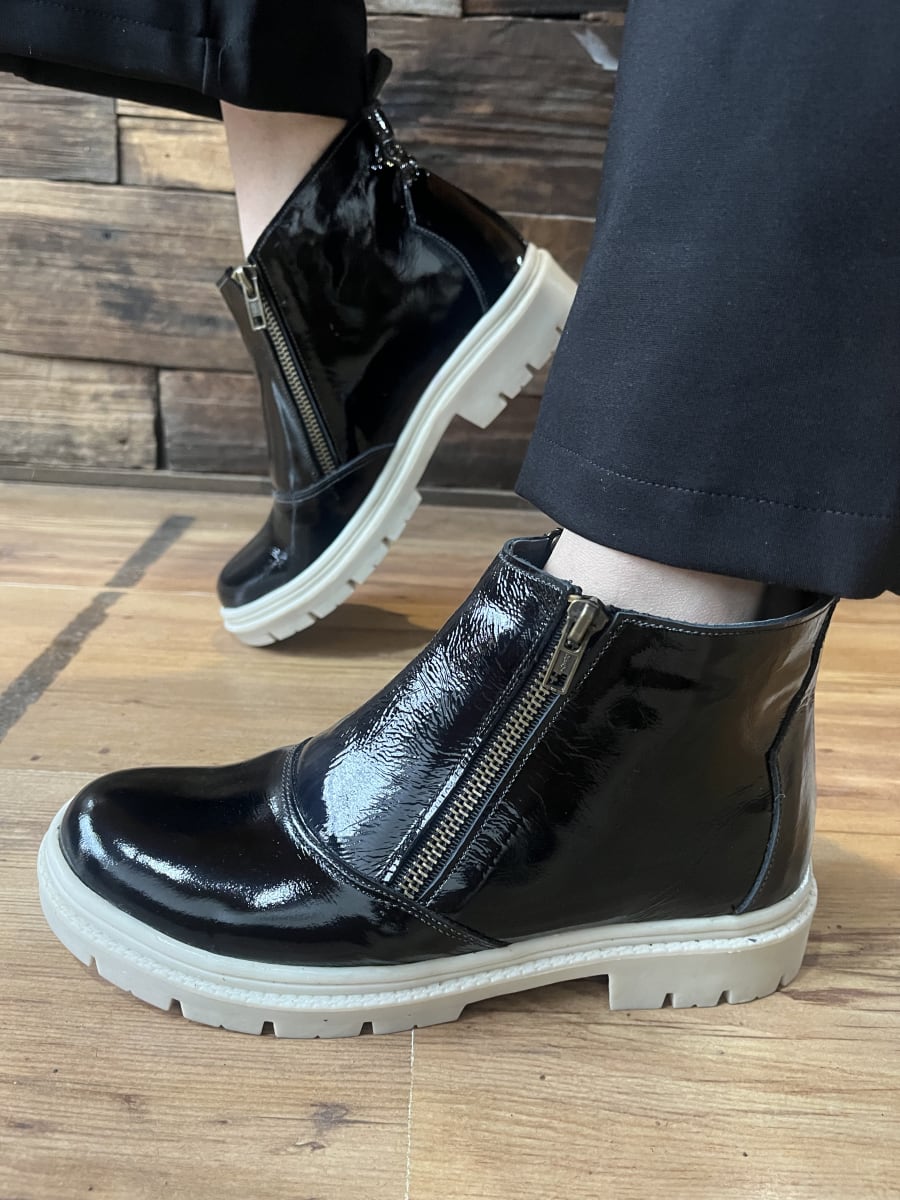 Botin cuero DC Black planta marfil6