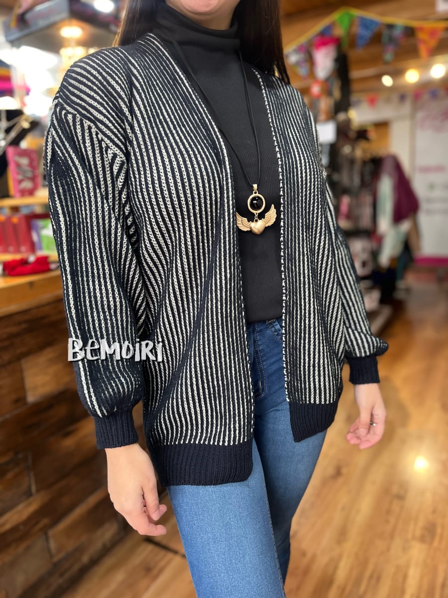Cardigan lana fina listado negro y blanco2