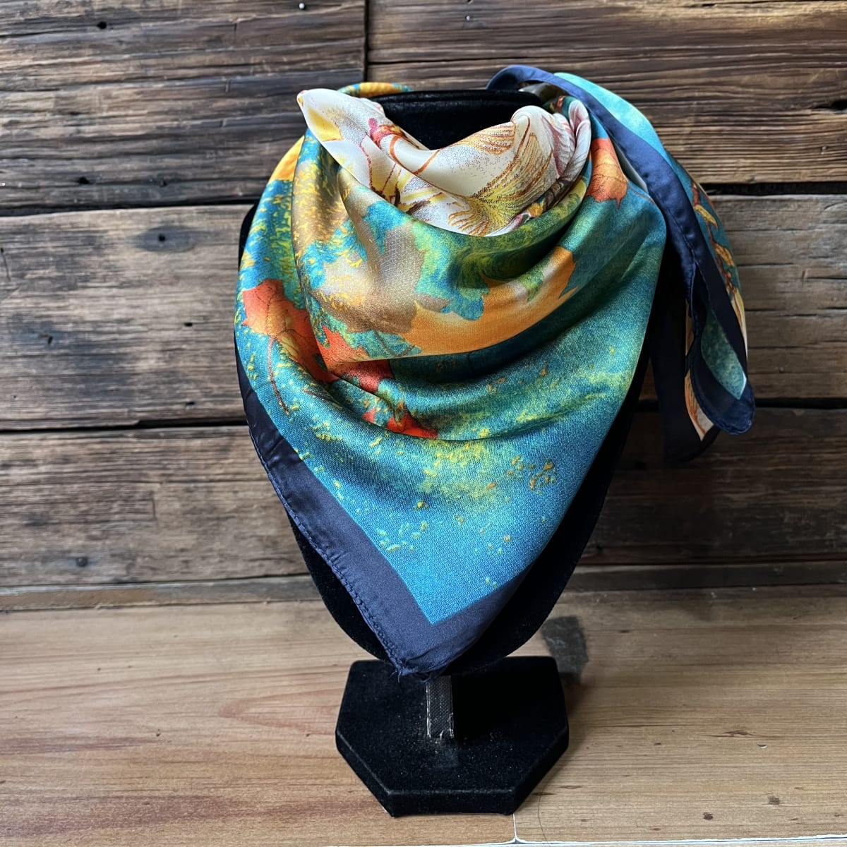 Pañuelo seda 70*70 cms jardin de otoño1