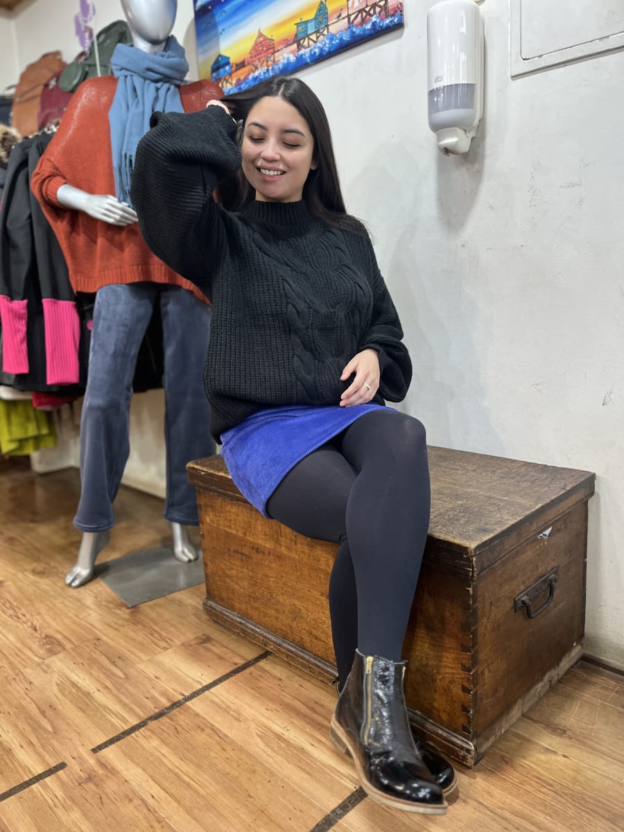 Mini falda Lizette cotelé forrado azul rey pretina alta1