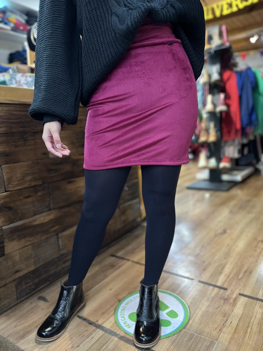 Mini falda Lizette cotelé forrado magenta pretina alta2