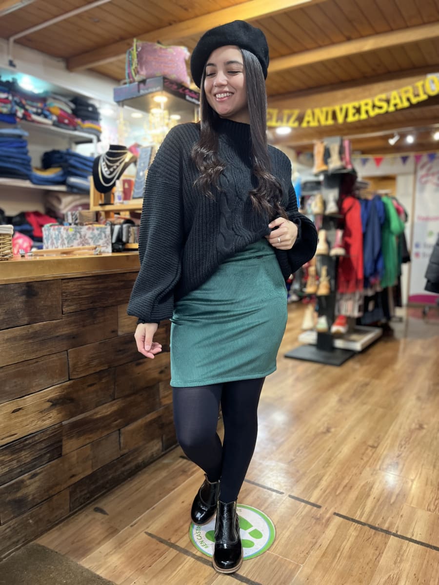 Mini falda Lizette cotelé forrado verde botella pretina alta1