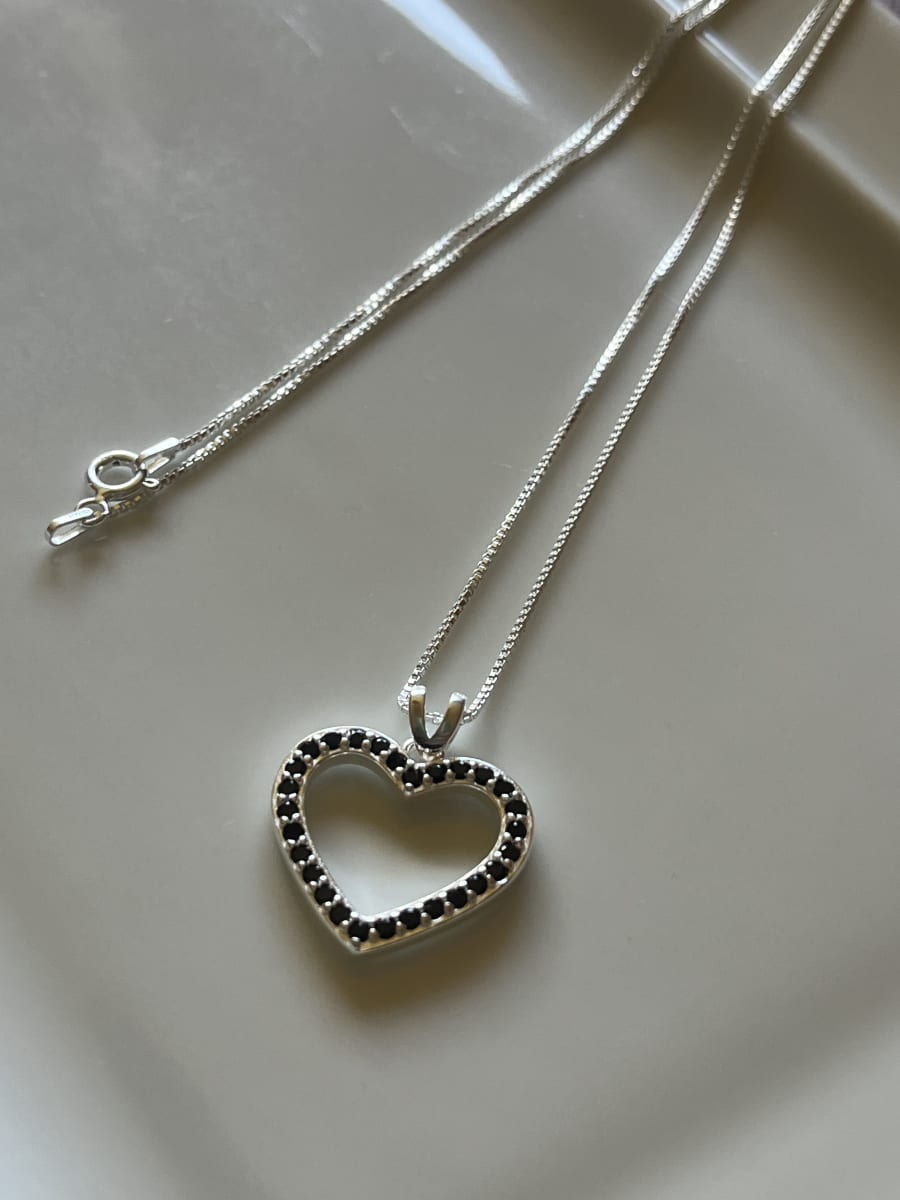 Collar plata 925 corazon circones negros2