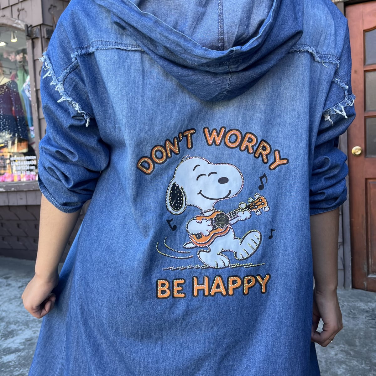 Bluson denim snoopy azul con capucha4