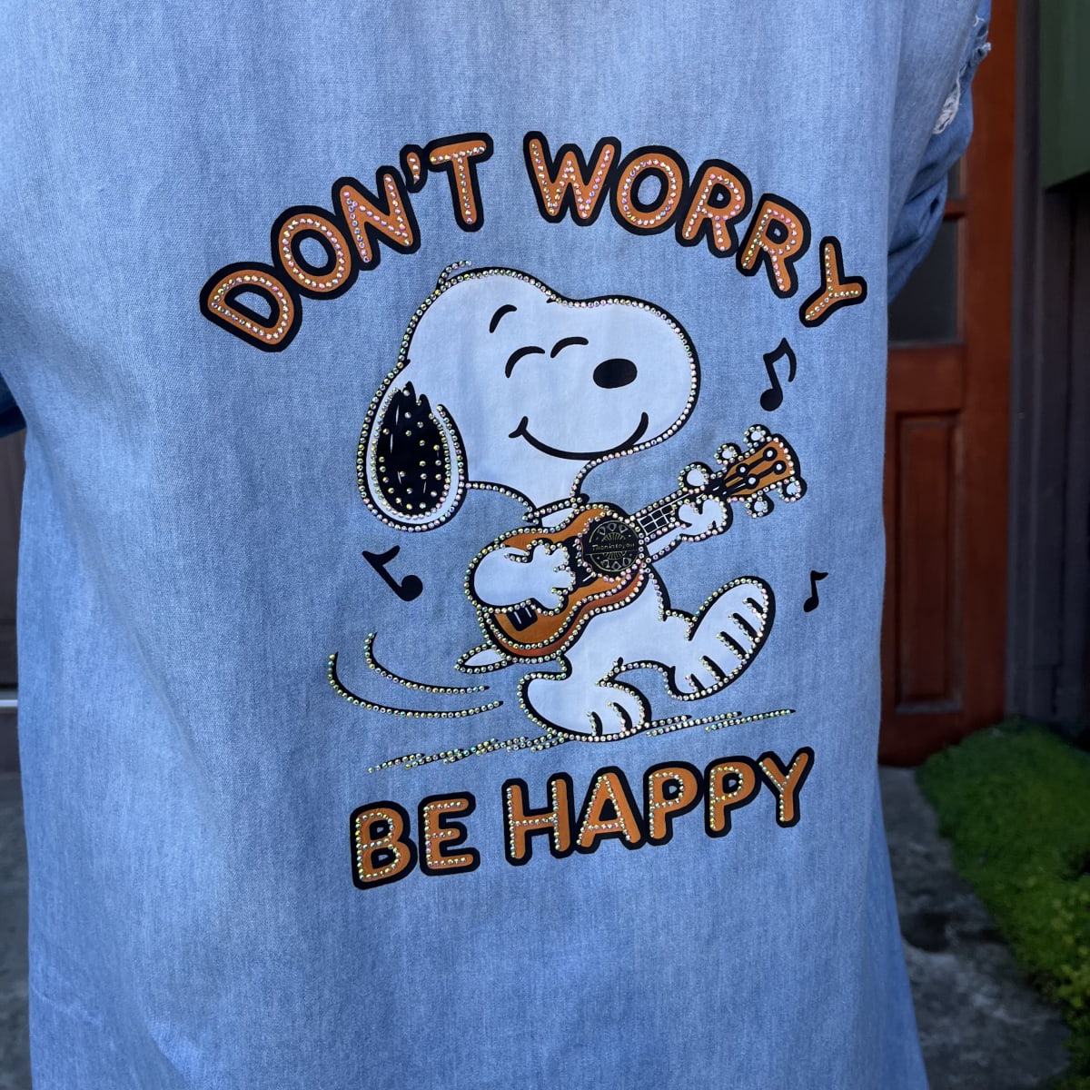Bluson denim snoopy celeste con capucha4