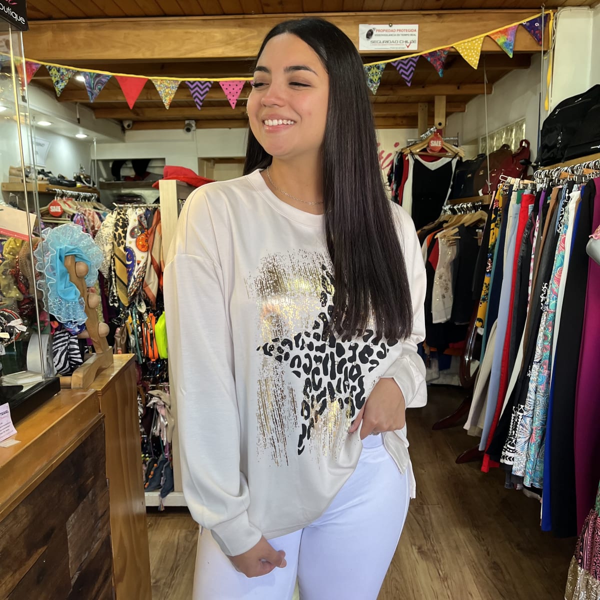 Poleron estrella beige print foil dorado1