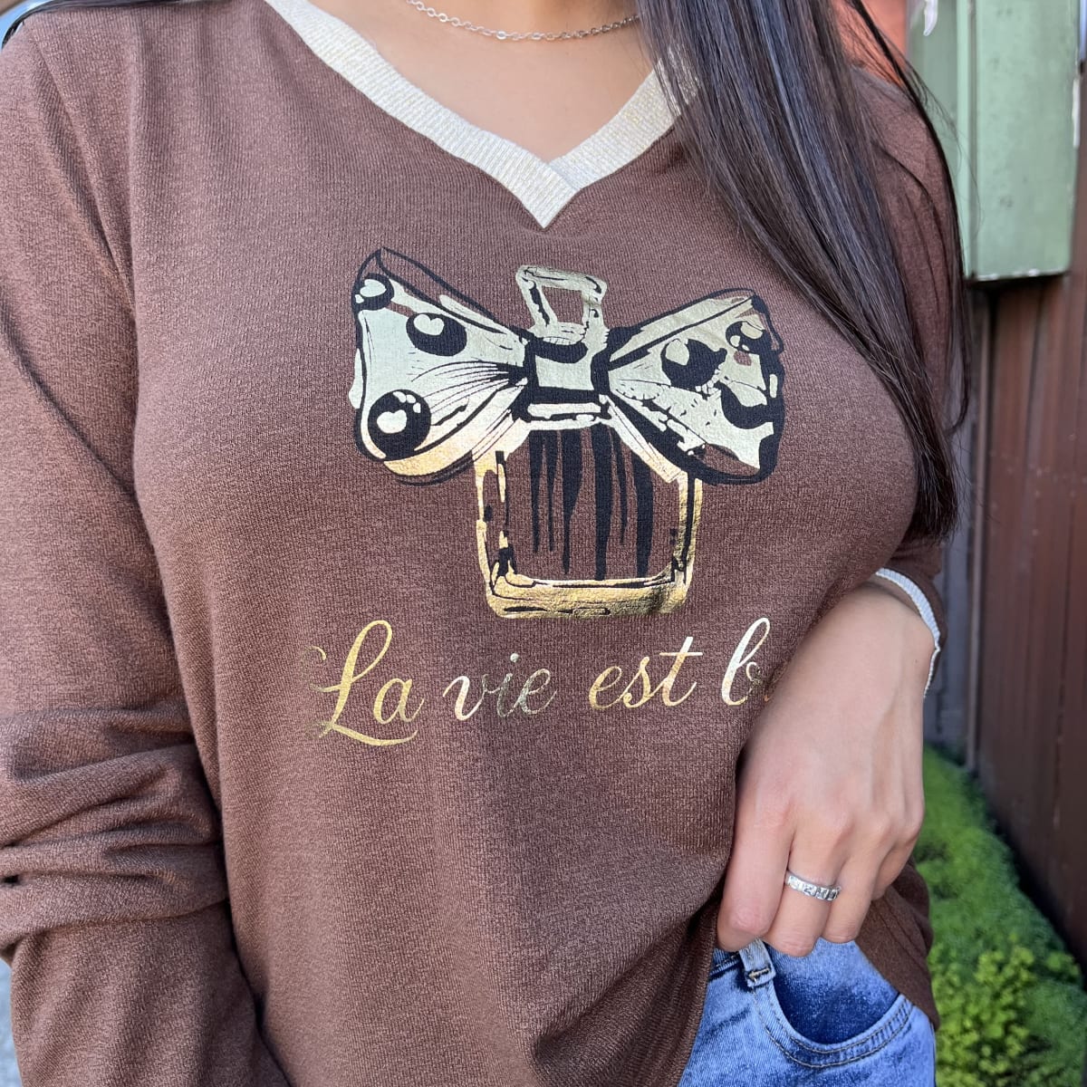 Sueter la vie est belle camel algodon2