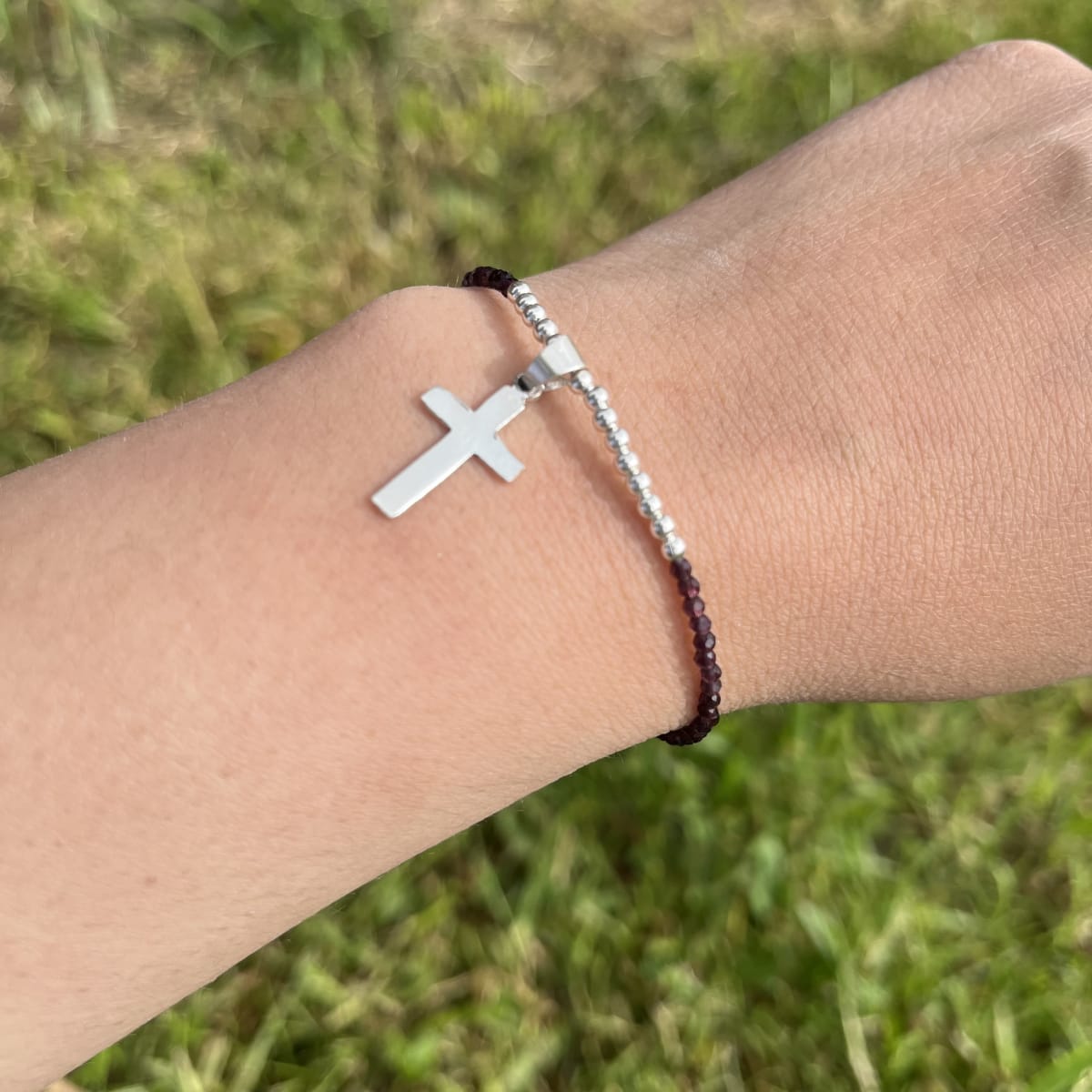 Pulsera plata 925 dije cruz cristales morado2