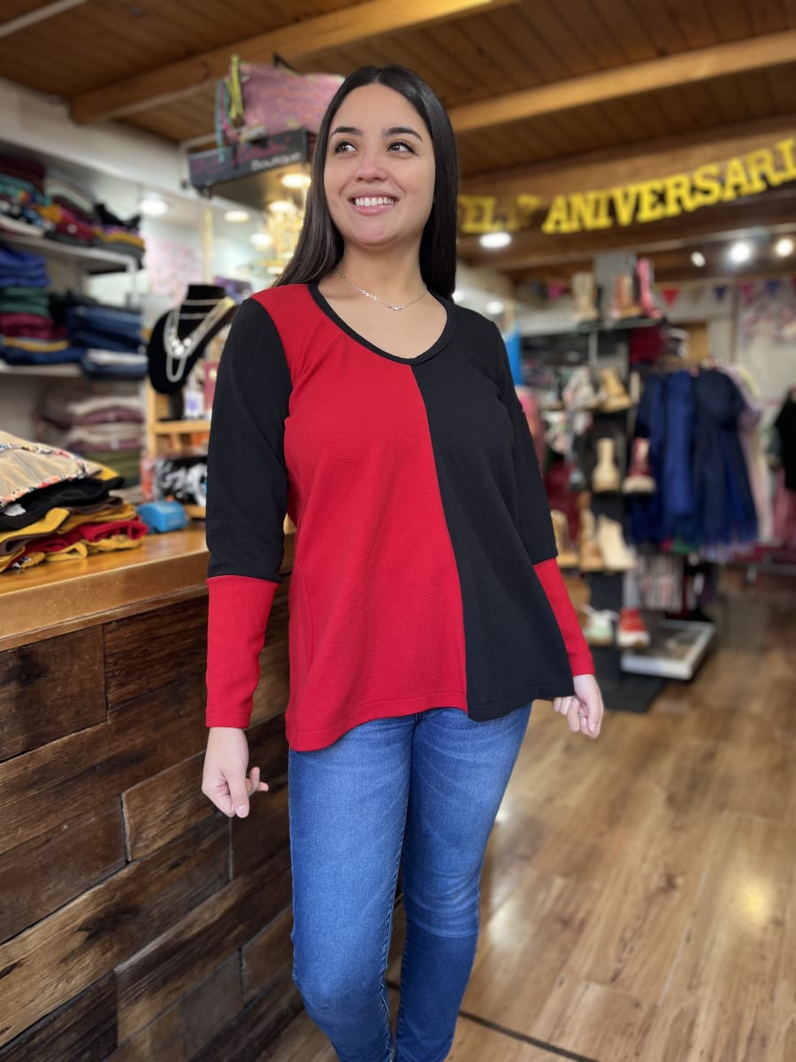 Poleron bicolor negro y rojo cuello V2