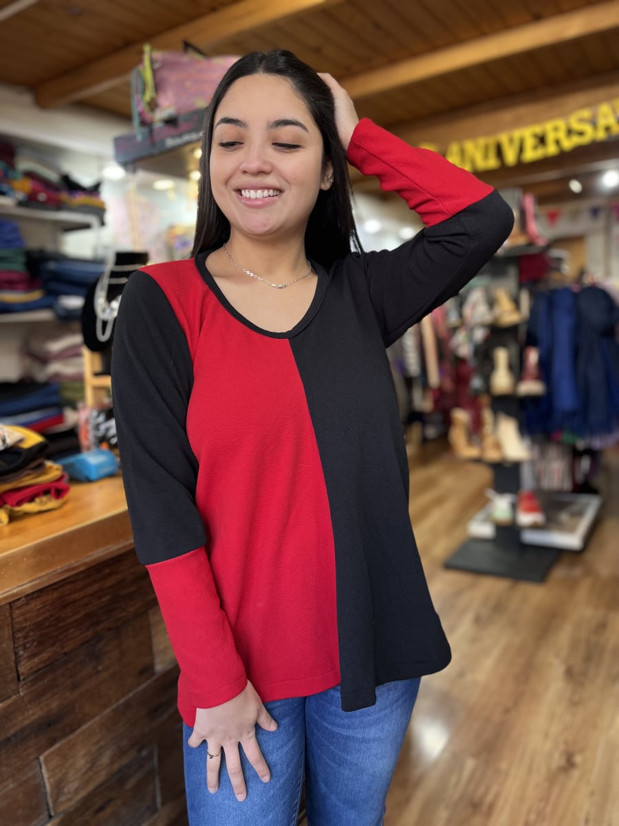 Poleron bicolor negro y rojo cuello V1