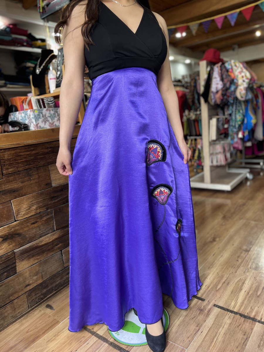 Vestido Kisu fiesta Indira morado negro3