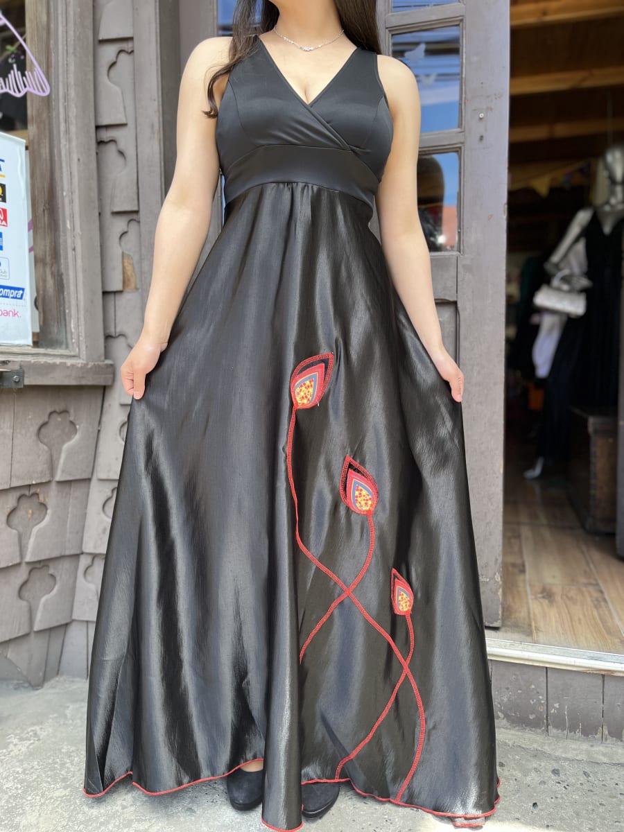 Vestido Kisu fiesta Indira negro rojo2