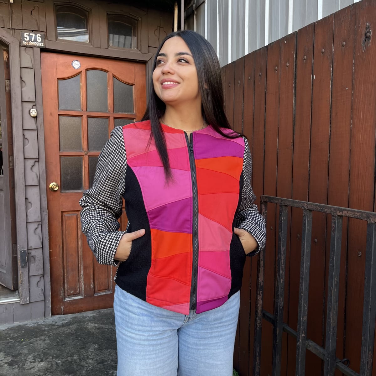 Chaquetón Santa patchwork corto rojo y fucsia3