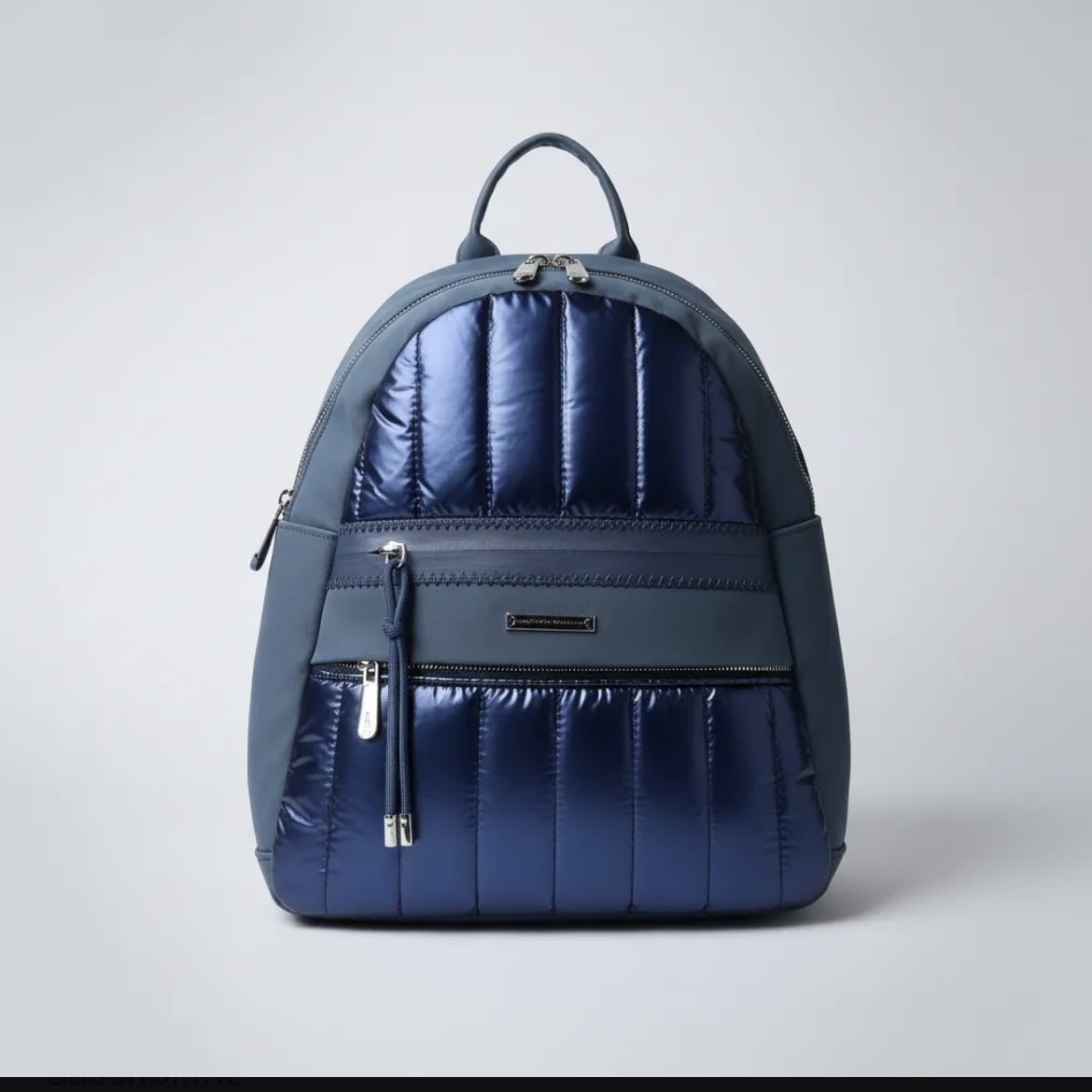 Mochila Lilás azul acolchado metalizado y ecocuero4