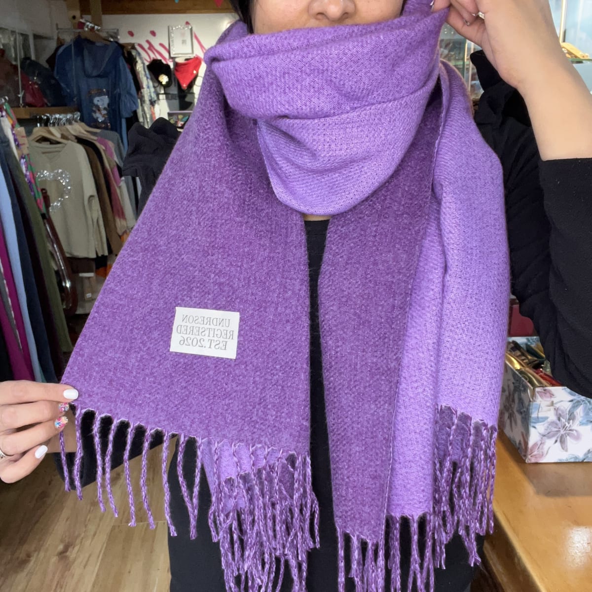 Bufanda cashmere reversible morado1