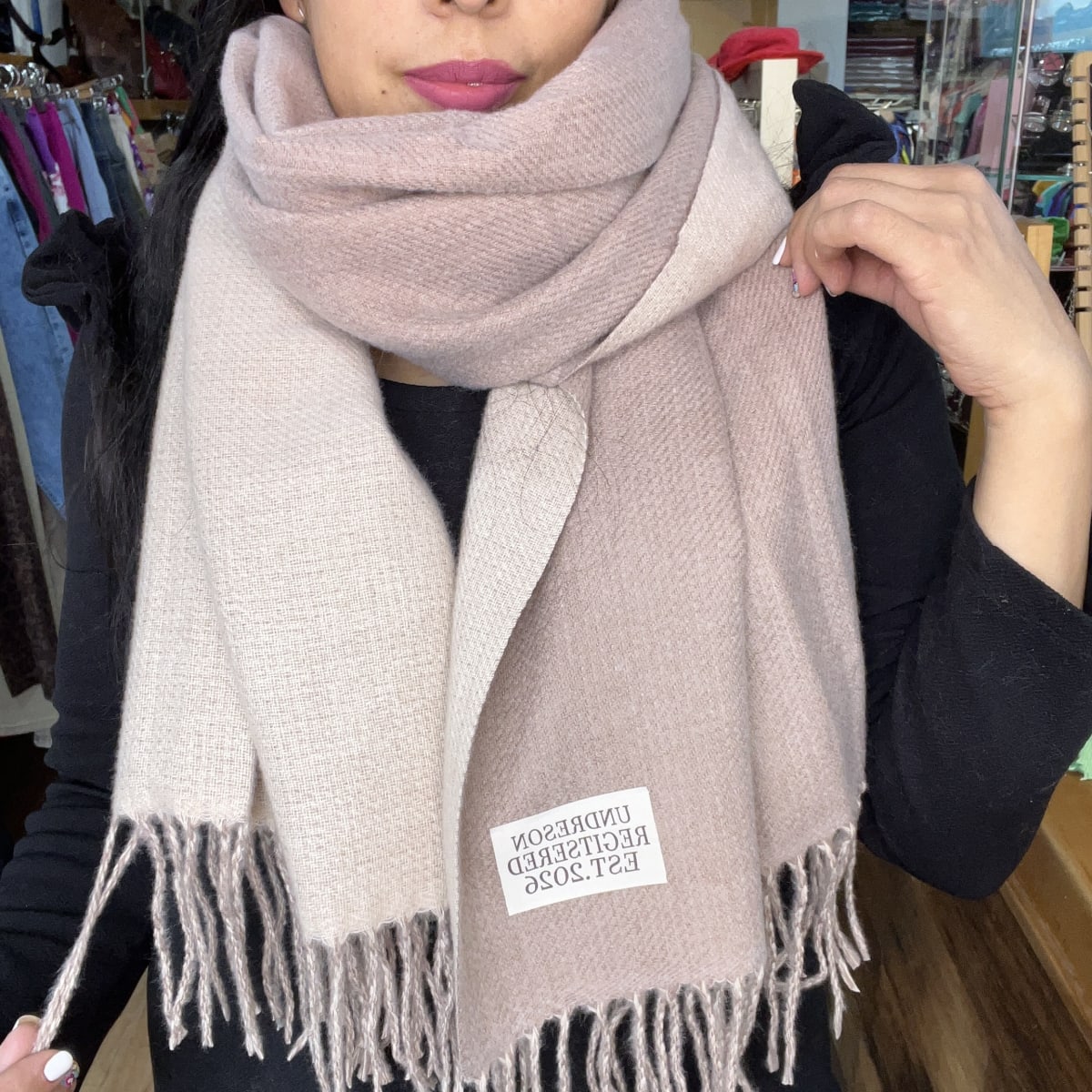 Bufanda cashmere reversible taupé1