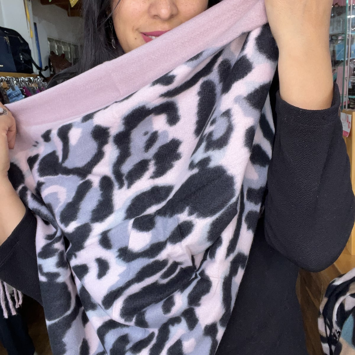 Bufanda cashmere animal pint bicolor beige2