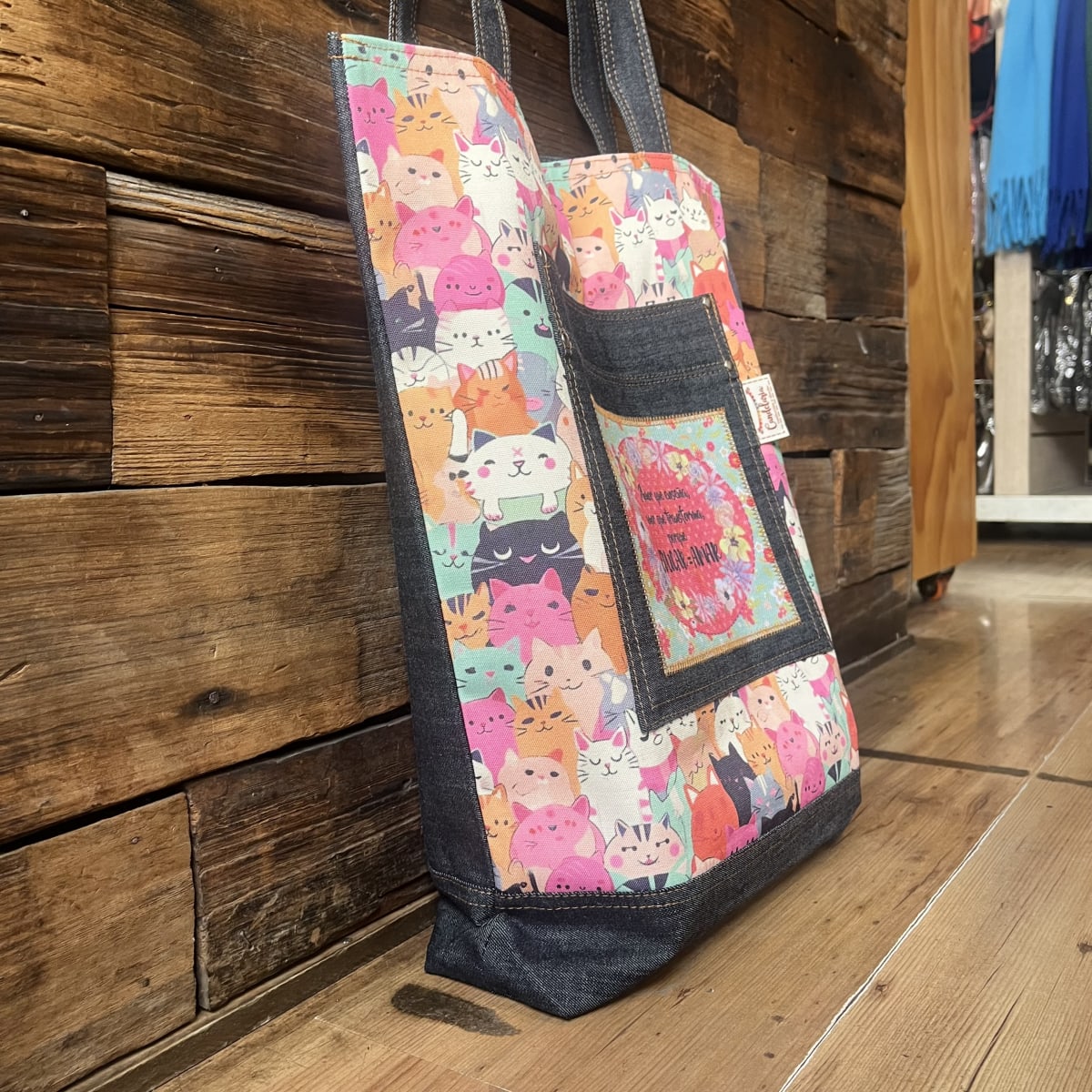 Tote Bag Educar es amar mundo de gatitos3