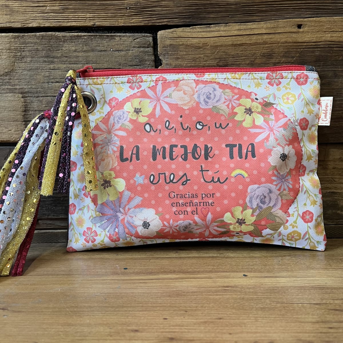 Estuche XL aeiuo la mejor TIA eres tú fucsia2