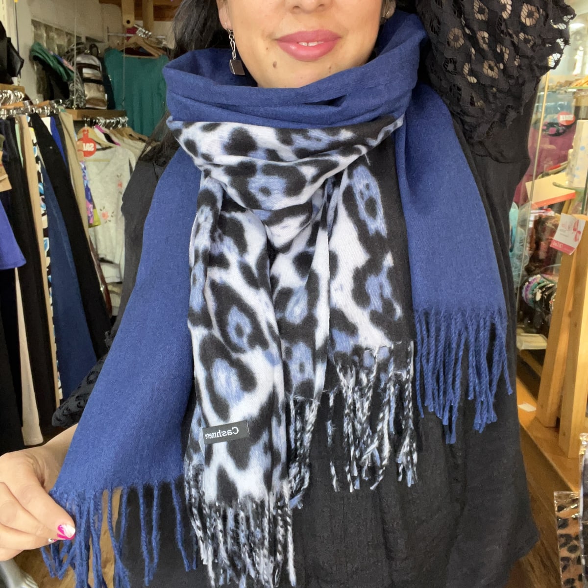 Bufanda cashmere animal print leopardo azul2