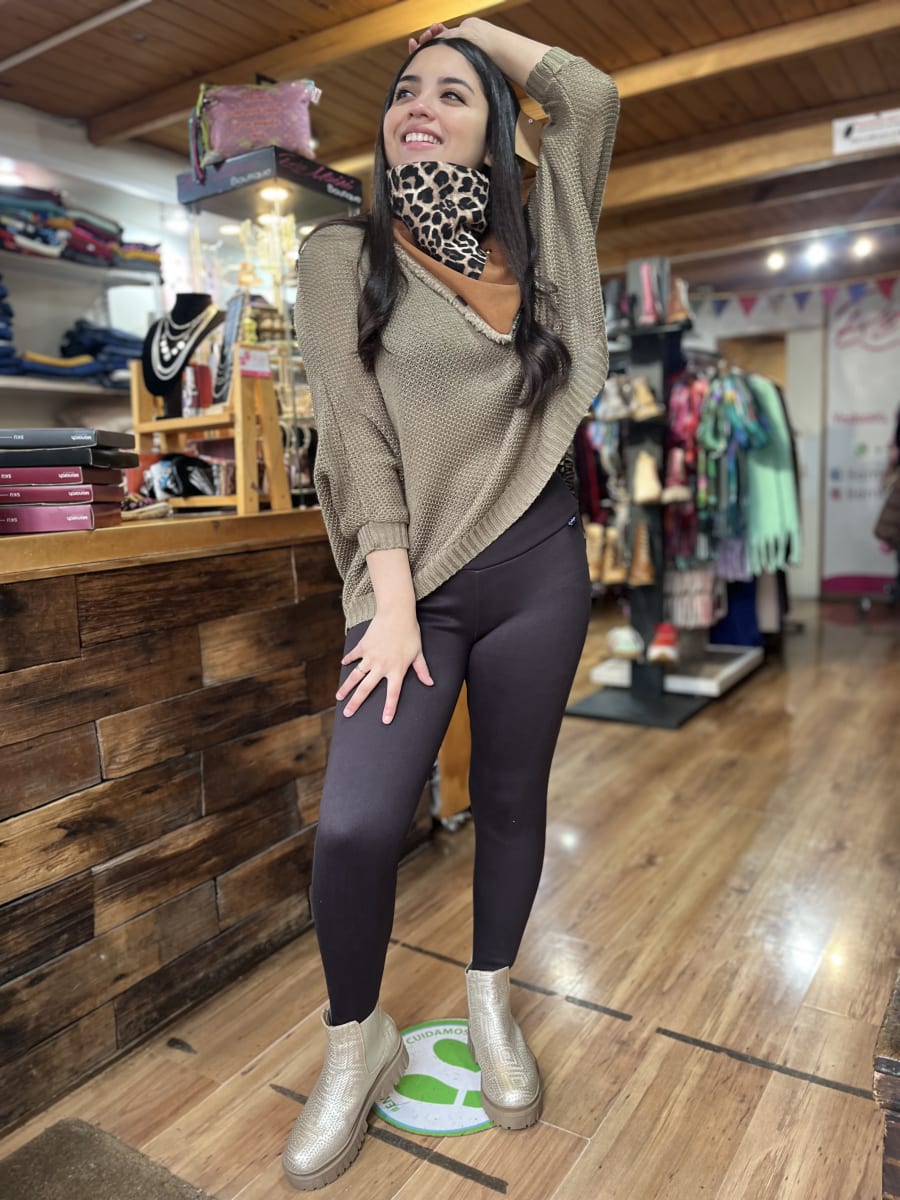 Calza forrada alto invierno café Moro intenso1