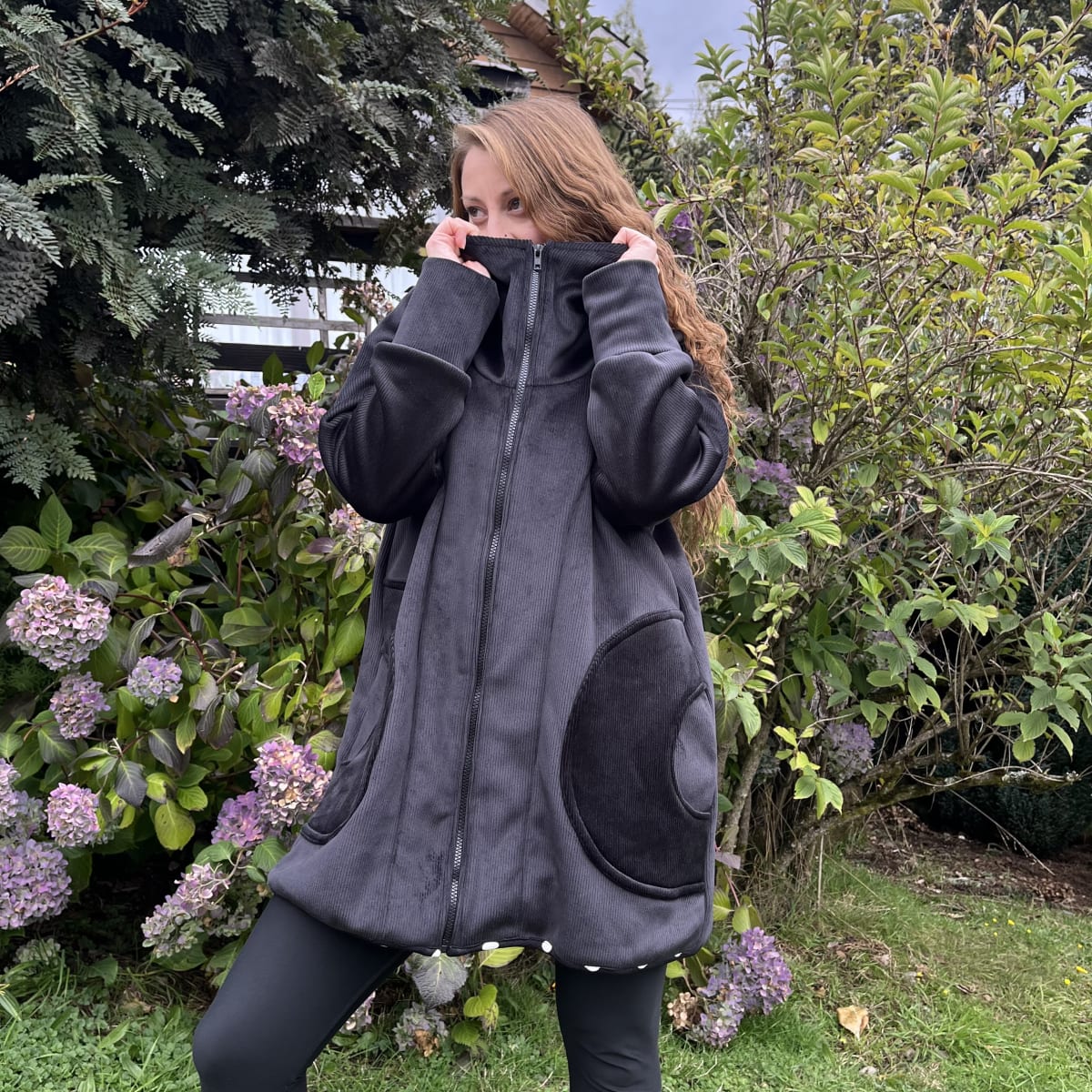 Chaqueta Ultravioleta Mila negro cotele forrado corazon lunares2