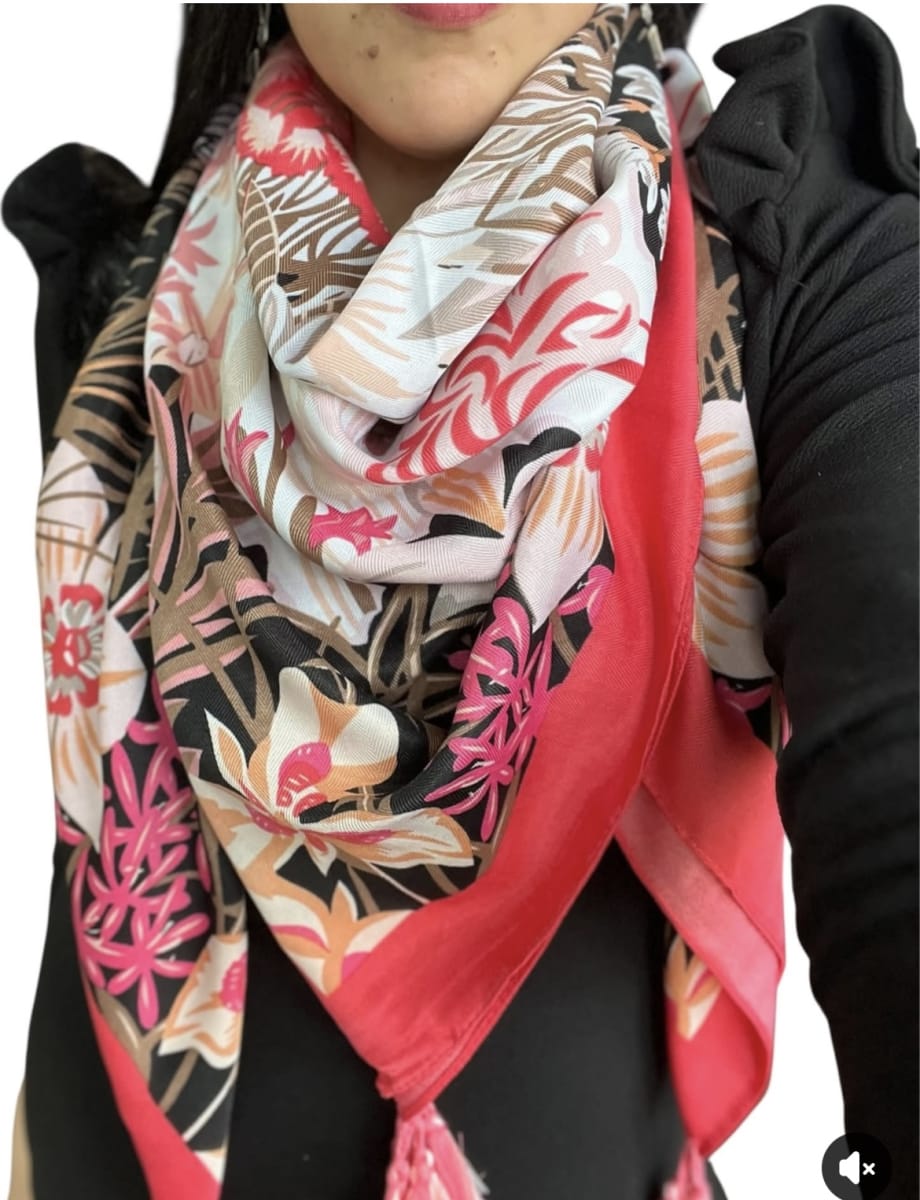 Pañuelo borlas 130*130 cms coral flores multicolor1