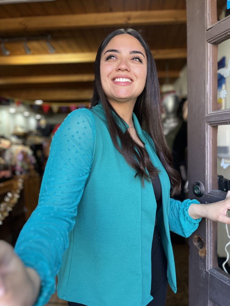 Blazer Andrea turquesa mangas transparencia corazon4