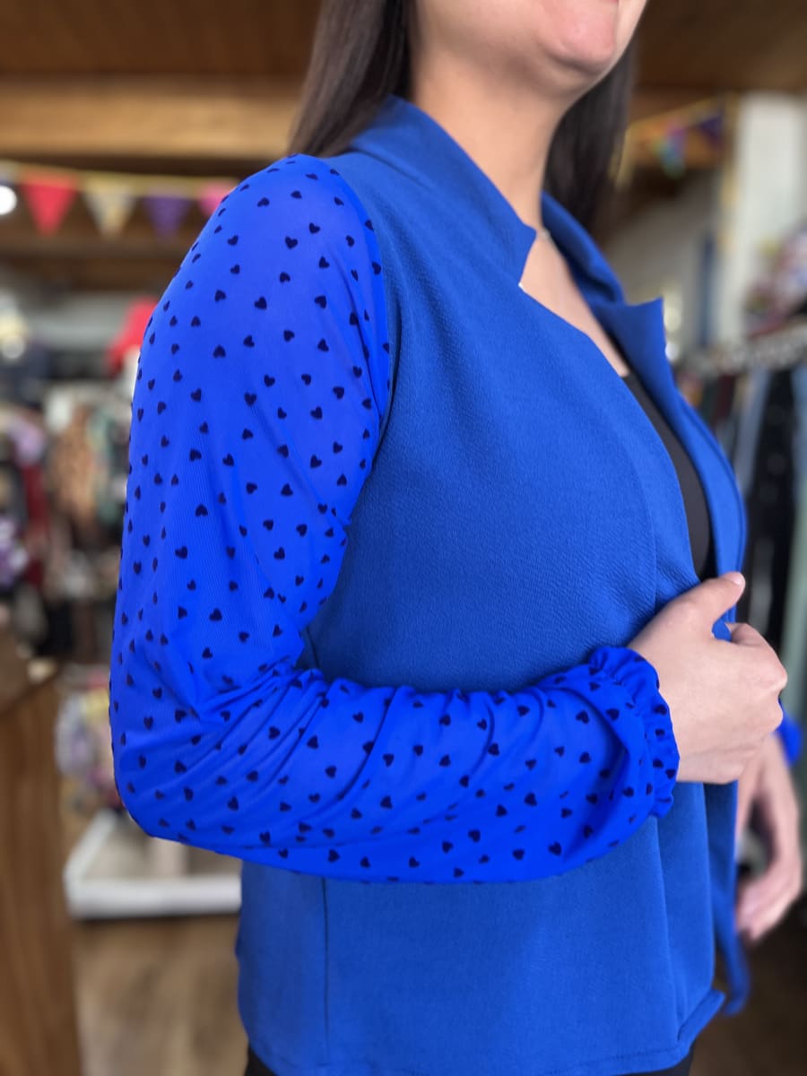 Blazer Andrea azul rey mangas transparencia corazon3