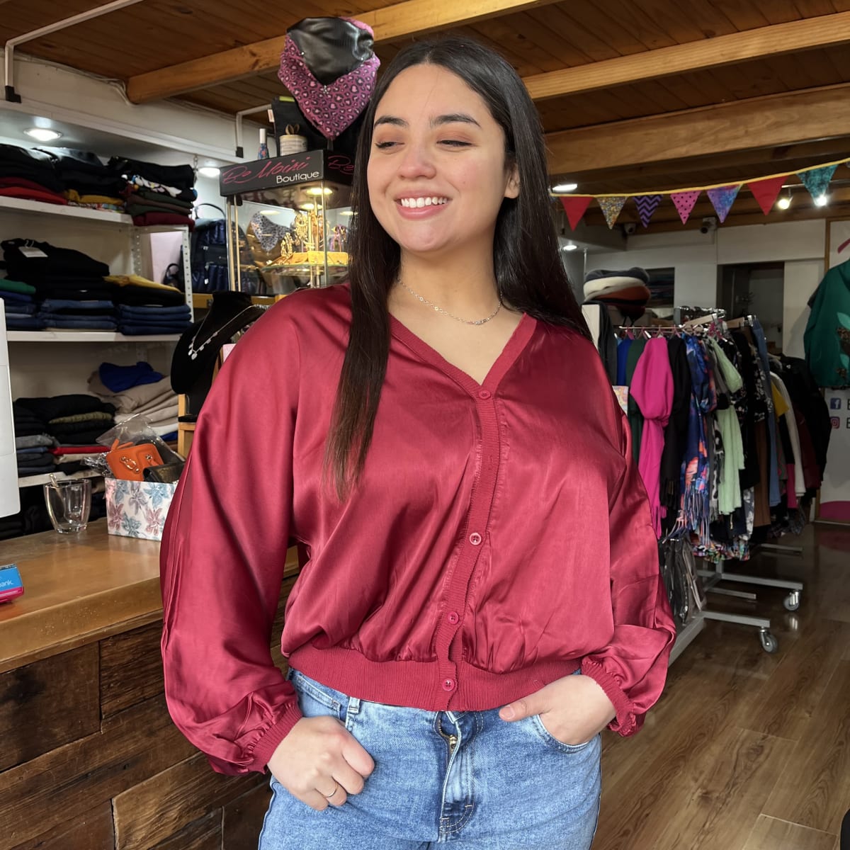 Bomber satinado rojo italiano con botones3